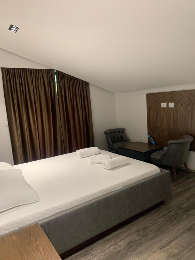 Fusha E Gjes Hotel Valbone Eksteriør bilde